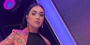 Intip Potret Terbaru Putri Denada yang Sembuh dari Leukemia Saat Diajak Liburan `Tipis-Tipis`