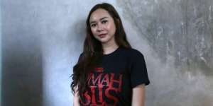 Rumah Iblis Jadi Comeback Aura Kasih di Layar Lebar