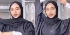 9 Transformasi Ega D’academy, Biasa Polos Kini Riasan Makeup Tebal, Dikira Barbie Hidup!
