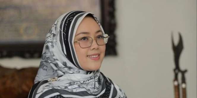 Viral Bupati Anne Ratna Nyanyi 'Kejarlah Selingkuhanmu, Aku Sudah Punya yang Baru' di Tengah Gugatan Cerai ke Dedi Mulyadi