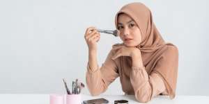 Tren Kontur ala Douyin, Bikin Hidung Mancung dengan Penggaris