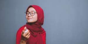 Begini Cara Gunakan Setting Spray Agar Lebih Nyaman di Wajah