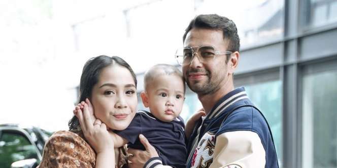 Rayyanza Jatuh dari Tempat Tidur Sampai Kepala Benjol, Nagita Nangis Gemeteran