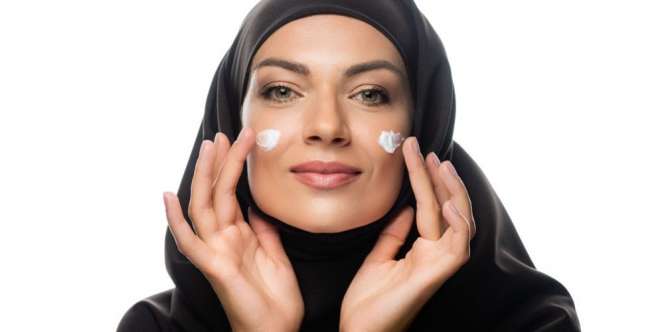 Waktu yang Tepat untuk Gunakan Body Lotion agar Maksimal Lembabkan Kulit