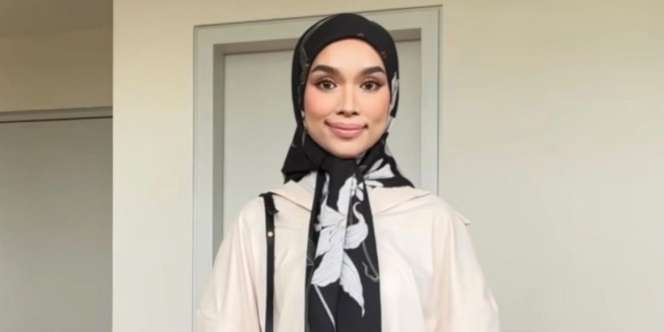 Kembali Tren, Style Kerudung Segi Empat ala 90-an