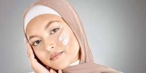 Ssst Dokter Kasih Contekan Kandungan Skincare yang Bikin Kulit Bebas Masalah