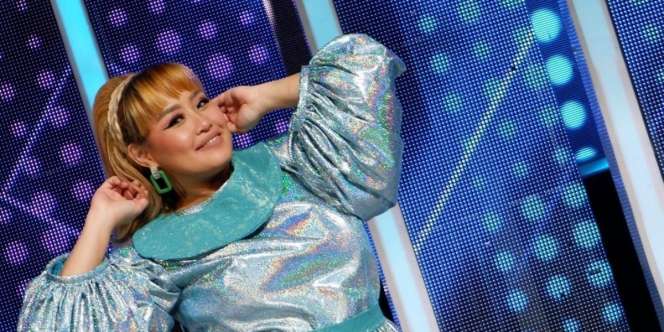 6 Pengakuan Mengejutkan Pinkan Mambo dari Hengkang Duo Ratu Sampai Misteri Ayah dari Bayi yang Dikandung