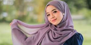 Sering Luntur, Begini Cara Memastikan Makeup Tahan Lama di Nose Line