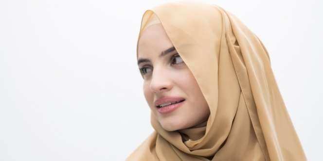 Eyeliner Mengotori Wajah, Begini Cara Mengatasinya Tanpa Menghapus Base Makeup