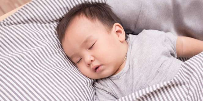 Tidur Tanpa Bantal Ternyata Lebih Aman Bagi Bayi
