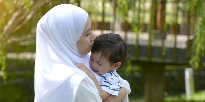 Sering Bikin Ibu kaget, Emosi Naik Turun Saat Menyusui