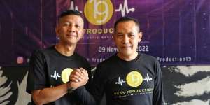 25 Tahun Jadi Drummer Ungu, Rowman Bangun Label Musik untuk Persiapan Pensiun