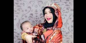Potret Roro Fitria yang Kini jadi Single Mom