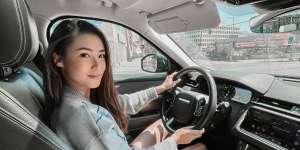 5 Potret Karen Vendela Mantan Boy William yang Makin Cantik