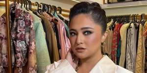 Marshanda Dirias dengan Gaya Bold, Warganet: 'Luar Biasa Elegan'