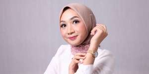 Cara Pakai Cream Blush dengan Spons Agar Tampilan Tak Terlihat Menor