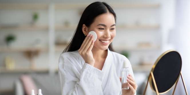 Mengenal Jenis Toner yang Sesuai Kebutuhan Kulit, Biar Nggak Salah Pilih