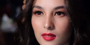 Ryan Ogilvy Rias Wajah Chelsea Islan hingga Mirip Monica Bellucci