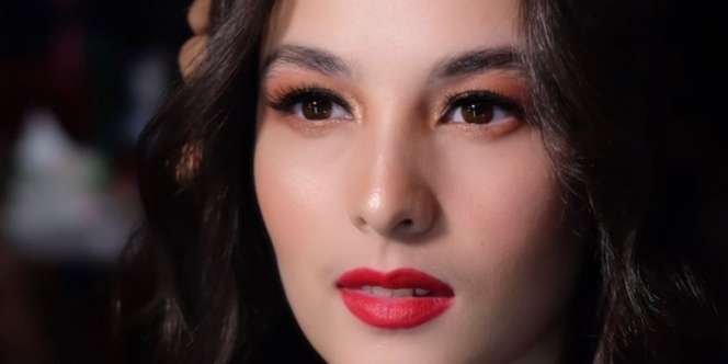 Ryan Ogilvy Rias Wajah Chelsea Islan hingga Mirip Monica Bellucci