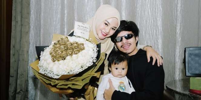 Atta Halilintar Gelar Pesta Ulang Tahun Mewah Bareng Keluarga, Fuji Dicari-cari Netizen