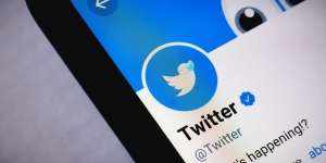 Kisruh Twitter, Kekacauan Saat Twitter Coba Memonetisasi Centang Biru