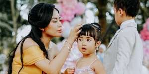 Putri Rachel Vennya Pakai Dress Mahal Saat Ultah, Warganet Sedih karena Kena Es Krim
