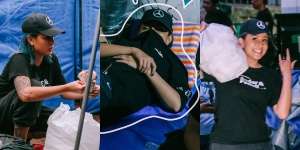 Foto-Foto Aksi Awkarin Jadi Relawan Gempa Cianjur: Tidur Beralas Terpal, Strong Panggul Nasi Bungkus