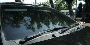 Jangan Dianggap Sepele, Kenali Tanda-tanda Wiper Mobil Rusak