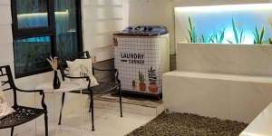 Tak Biasa, Teras Menyatu dengan Laundry Room Tetap Estetik