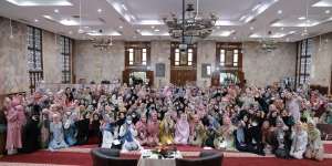 7 Ciri Perempuan Akhir Zaman