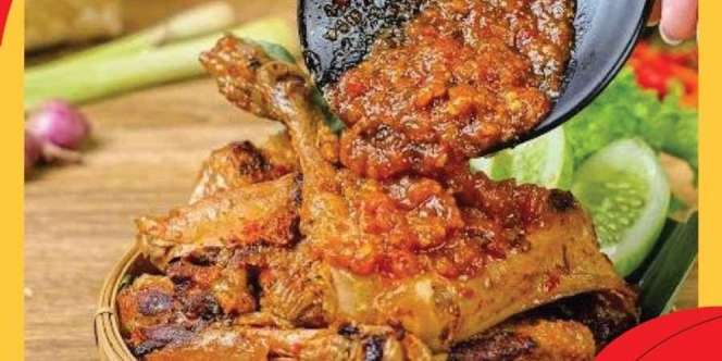 Pedas dan Sedapnya Bikin Ketagihan, Ayam Bumbu Rujak Ini Banyak Dipesan di Jakarta