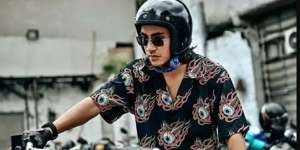 Potret Transformasi Abidzar Al Ghifari Anak Umi Pipik, Dulu Sering Pakai Peci Kini Gayanya Rocker Abis!