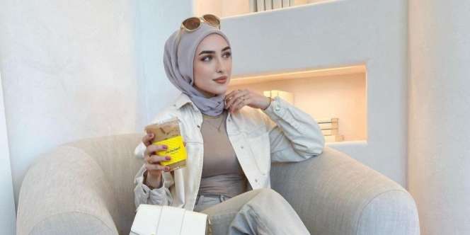 Styling Kerudung Segi Empat Tanpa Jarum, Hasilnya Tetap Rapi 