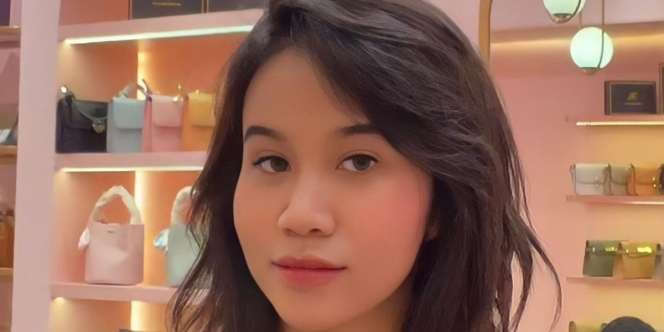 Operasi Hidung, Wajah Mayang Disebut Mirip Evi Masamba