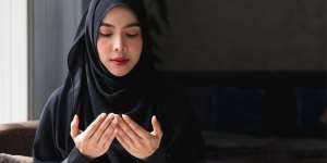 Lafal Doa Iftitah beserta Artinya, Ketahui Juga Waktu yang Disunahkan untuk Membacanya