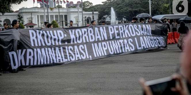 Disahkan DPR Hari Ini, Simak Deretan Pasal Kontroversial RKUHP, dari Santet hingga Kumpul Kebo