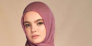 Perawatan Kulit Kepala Berketombe Khusus untuk Hijaber