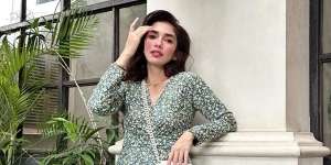 Tampil bak ABG, Ini Sederet Potret Terbaru Ussy Sulistyawati yang Terlihat Makin Awet Muda