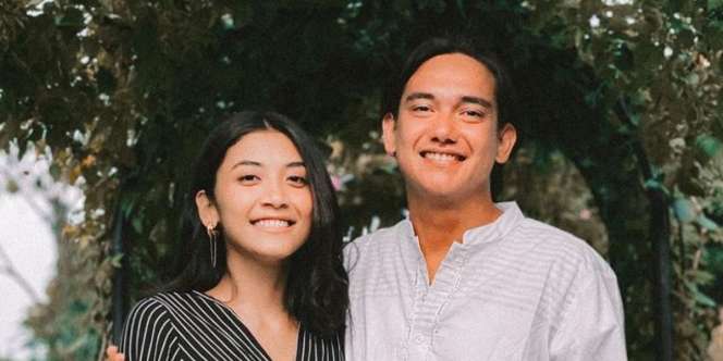 6 Foto Perdana Putri Pertama Adipati Dolken-Canti Tachril, Hati-Hati Si Bayi Bisa Bikin Gemas