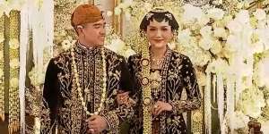 Kaesang dan Erina Tampil dengan Pakaian Adat Solo Putri Saat Resepsi