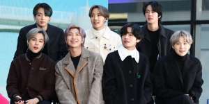 Saham Big Hit Entertainment Merosot Jelang Member BTS Kim Seok Jin Wamil