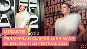 Penampilan Glamor Luna Maya di Red Sea Film Festival 2022