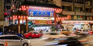 Menyusuri Pasar Seni China Town Malaysia, 'Surganya' Belanja Oleh-oleh Murah
