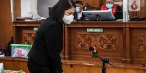 Bharada E: Putri Candrawathi Pakai Sarung Tangan Bersihkan Sidik Jari Ferdy Sambo di Barang Brigadir J