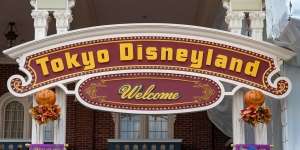 7 Tips Jitu Main di Tokyo Disneyland, Bisa Bebas Antrean!