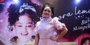 Siap Menyusul Kesuksesan Krisdayanti, Amora Merubah Penampilan kini Makin Langsing