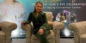Potret Ruth Sahanaya Makin Tampil Energik di Usia Senja, Tak Sabar Ingin Melepas Kerinduan dengan Penggemar