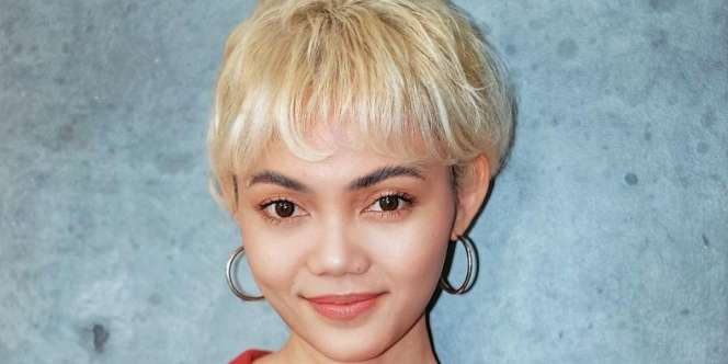 Gaya Rina Nose Impersonate Rafathar Bareng Raffi Ahmad, Mirip Banget