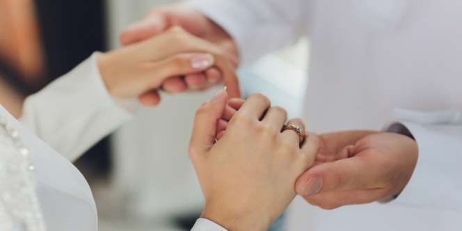 Doa Sebelum Berhubungan Suami Istri, Kapan Waktu yang Tepat Melakukannya?