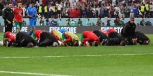 Gagal ke Final Piala Dunia 2022, Maroko Tetap Sujud Syukur